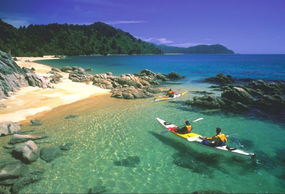 Kayaking Adventures in Abel Tasman on a New Zealand vacation