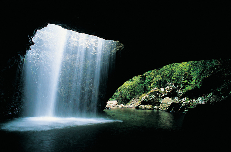 Natural Bridge credit Tourism and Events Queensland